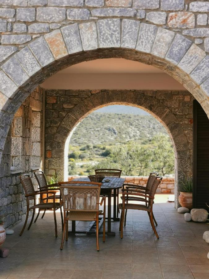 Athevillas Antonis Mína Eksteriør bilde